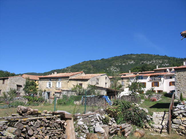 Le village - Quirbajou (11500) - Aude
