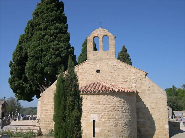 La chapelle Saint-Julien située dans le cimetière de Miramas-le-Vieux - Miramas (13140) - Bouches-du-Rhône