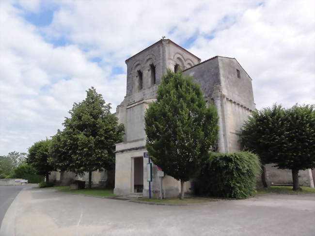 L'église Sainte-Eulalie - Préguillac (17460) - Charente-Maritime