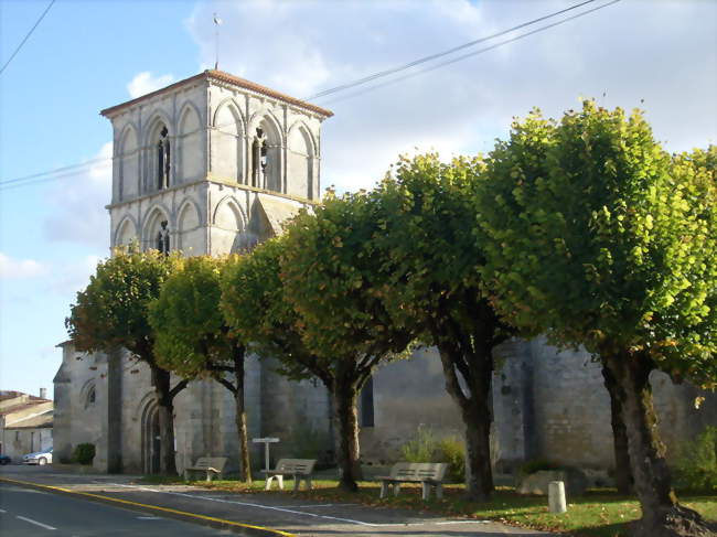L\'église de Saint-Ciers-du-Taillon (17240) - Crédit photo: Cobber17