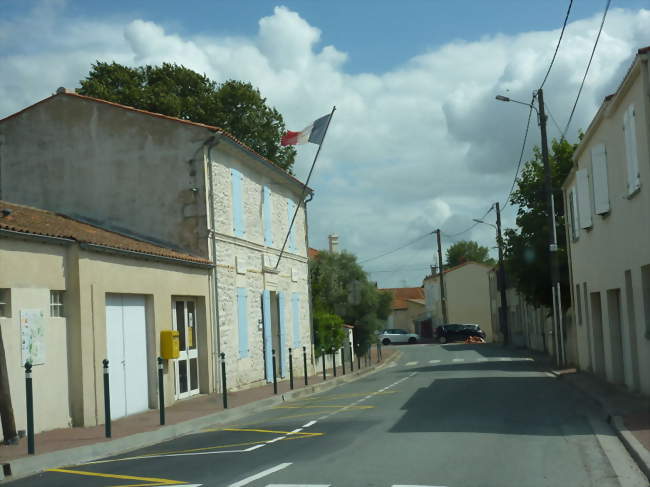 Mairie-école - Vergeroux (17300) - Charente-Maritime