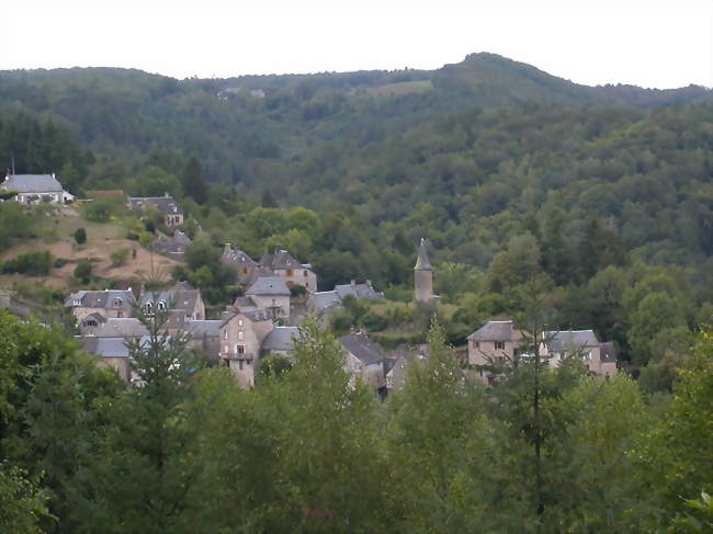 Vue générale - La Roche-Canillac (19320) - Corrèze