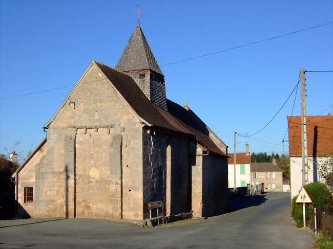 L'église du village - Saint-Silvain-Bas-le-Roc (23600) - Creuse