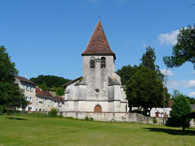 L'église Saint-Eutrope de Saint-Aquilin - Saint-Aquilin (24110) - Dordogne