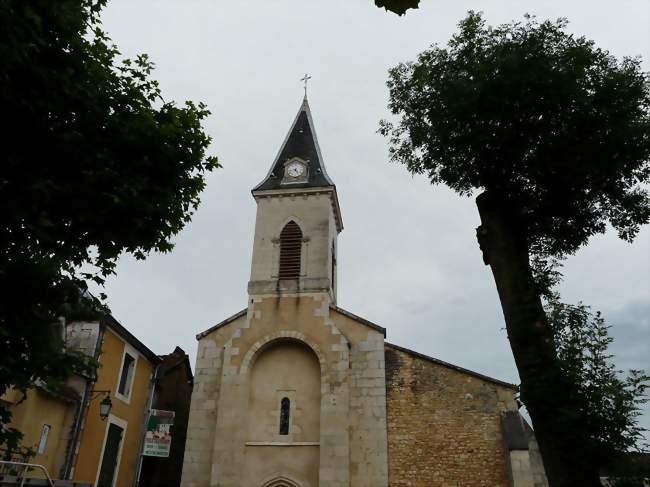 L'église Saint-Martin de Savignac-les-Églises - Savignac-les-Églises (24420) - Dordogne