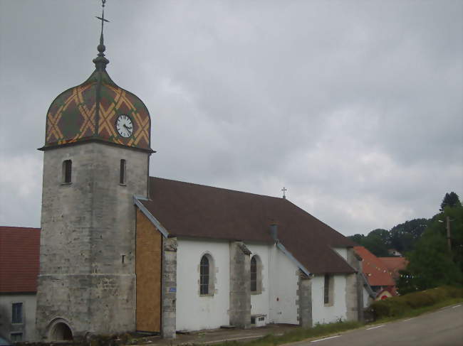 Vue générale de l'église de Déservillers - Déservillers (25330) - Doubs
