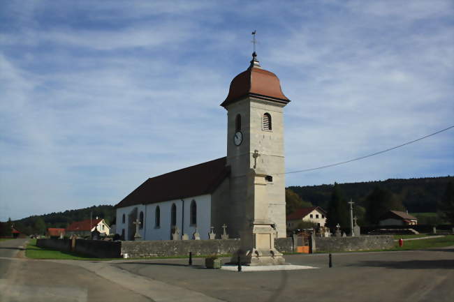 L'église à Les Plains-et-Grands-Essarts - Les Plains-et-Grands-Essarts (25470) - Doubs