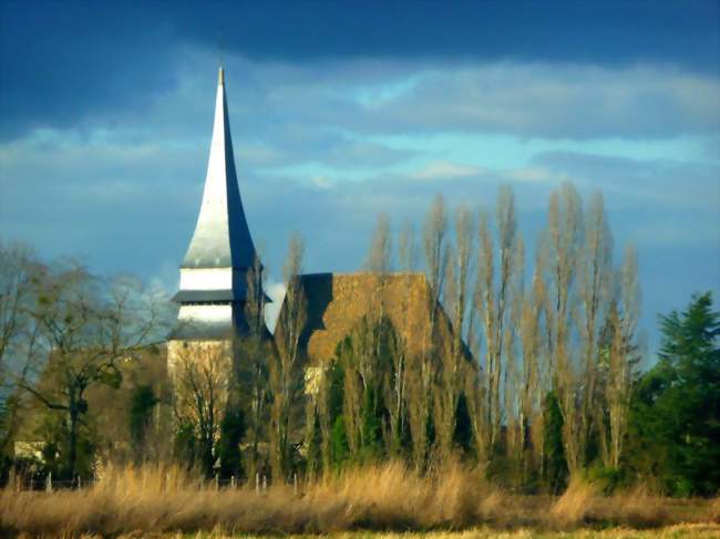 Eglise de Bû - Crédits: kleretnet/Panoramio/CC by SA