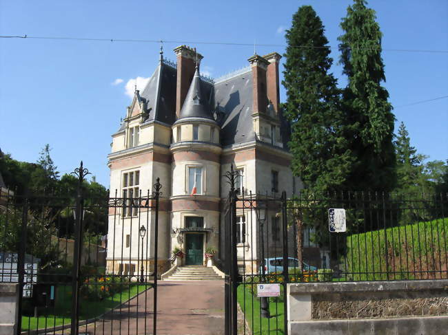 L'hôtel de ville d'Épernon - Épernon (28230) - Eure-et-Loir