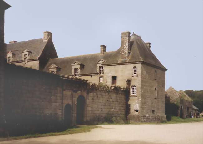 Le Château se costume