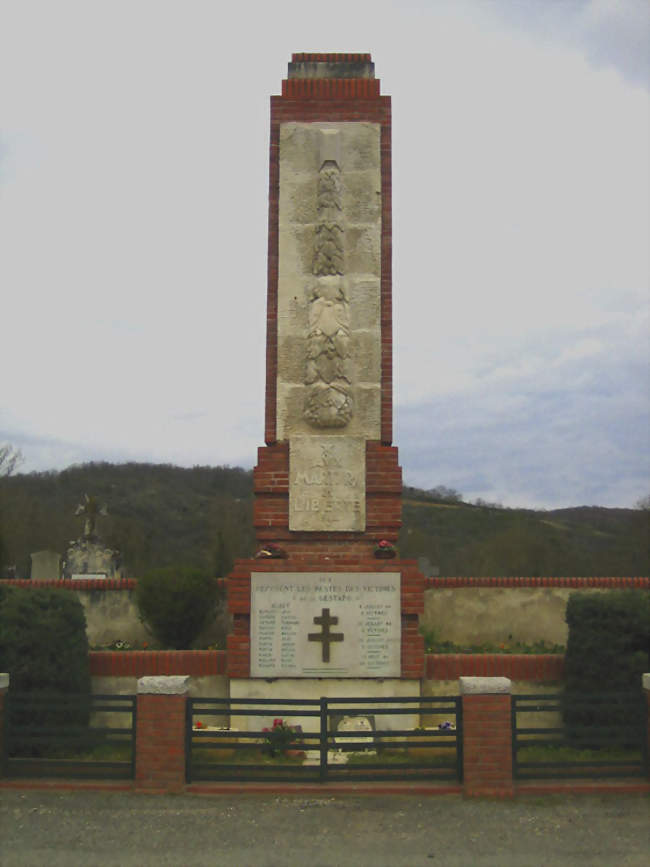 Monument aux morts de Buzet-sur-Tarn - Buzet-sur-Tarn (31660) - Haute-Garonne
