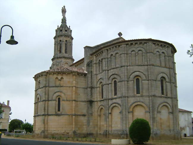 Chevet de l'église Notre dame de Bayon - Bayon-sur-Gironde (33710) - Gironde