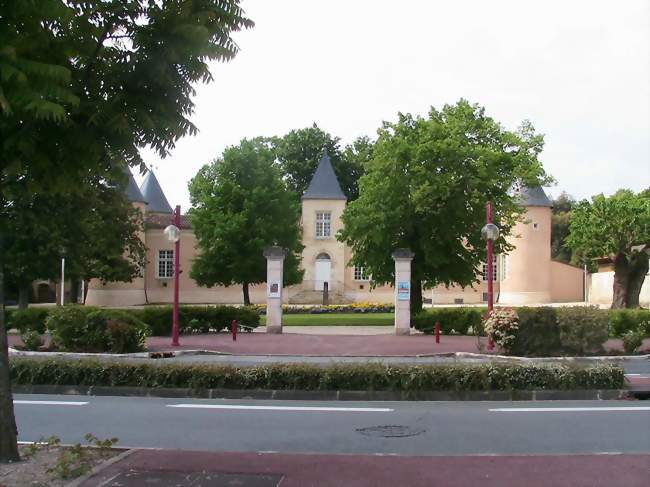 Château Lescombes - Eysines (33320) - Gironde