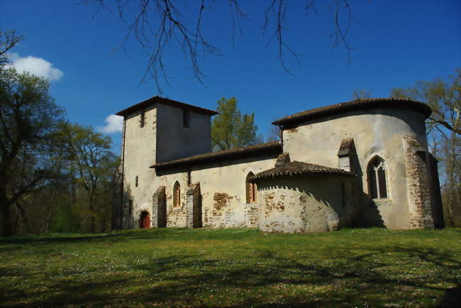 Une photo de l'église du XIe siècle - Lugos (33830) - Gironde