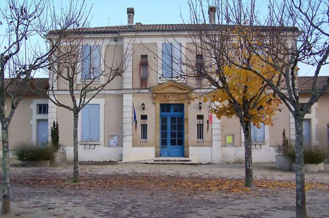 La mairie (nov 2010) - Le Nizan (33430) - Gironde