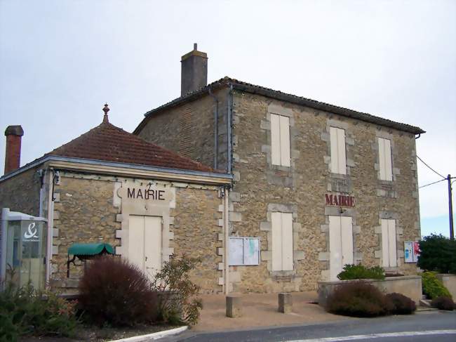 La mairie (déc 2009) - Noaillac (33190) - Gironde