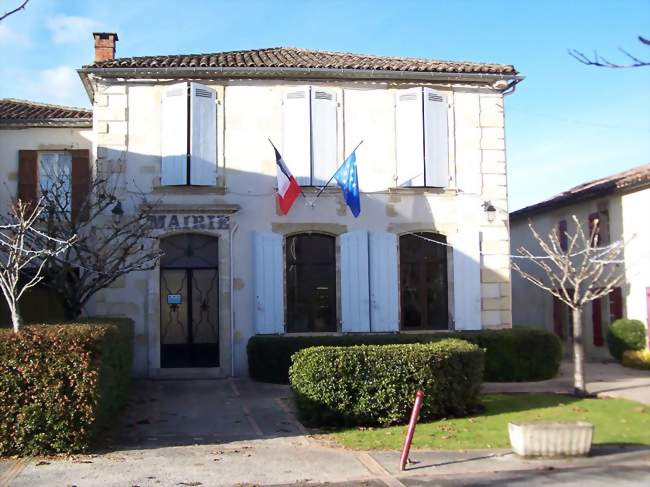 La mairie (déc 2012) - Préchac (33730) - Gironde
