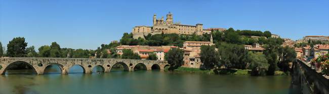 L'Orb, le Pont Vieux et la cathédrale Saint-Nazaire - Béziers (34500) - Hérault