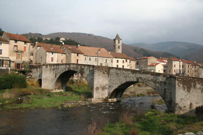 Le Pont vieux sur le Jaur - Riols (34220) - Hérault