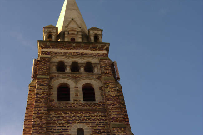 Le clocher de l'église Saint-Joseph - La Chapelle-des-Fougeretz (35520) - Ille-et-Vilaine