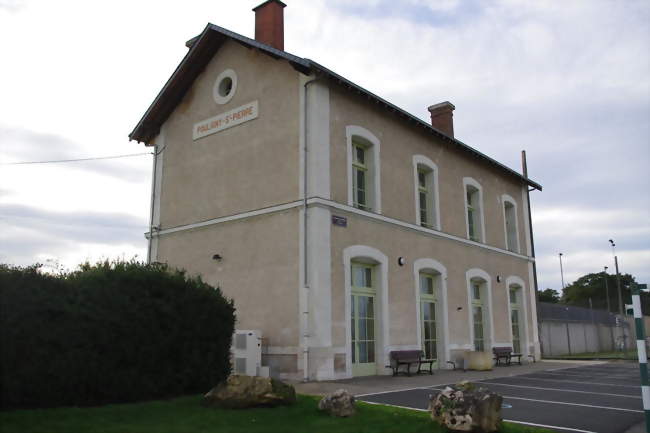 L'ancienne gare ferroviaire - Pouligny-Saint-Pierre (36300) - Indre