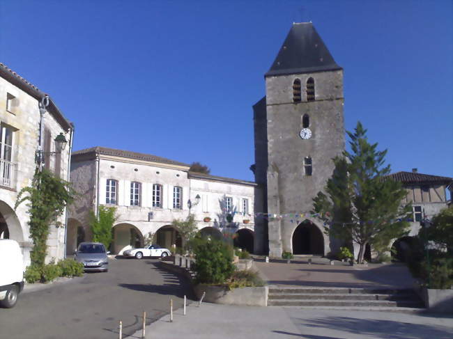 Place Archambault De Vençay - Beauville (47470) - Lot-et-Garonne