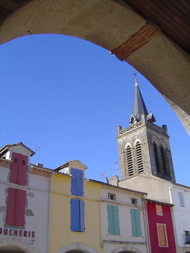 Vue du centre-ville de Damazan - Damazan (47160) - Lot-et-Garonne
