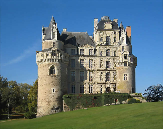 La façade est du château de Brissac - Brissac-Quincé (49320) - Maine-et-Loire