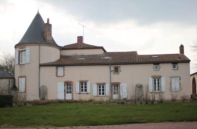 La mairie, au lieu-dit le Landreau - Saint-Léger-sous-Cholet (49280) - Maine-et-Loire