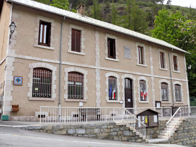 La mairie à Château-Queyras - Château-Ville-Vieille (05350) - Hautes-Alpes