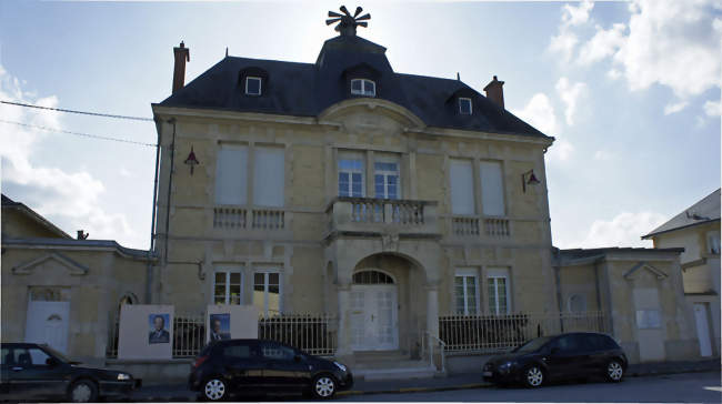 La maison commune - Courcy (51220) - Marne