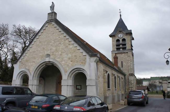 l'église et au fond le lavoir - Jouy-lès-Reims (51390) - Marne