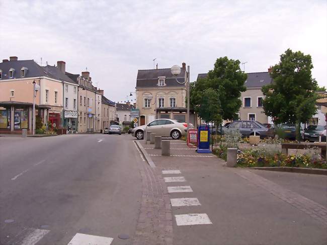 Le centre du bourg - Cossé-le-Vivien (53230) - Mayenne