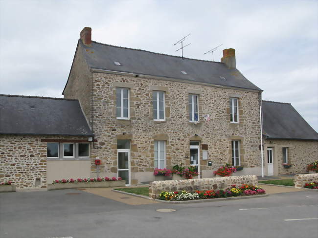 Mairie de Saint-Cyr-le-Gravelais - Saint-Cyr-le-Gravelais (53320) - Mayenne