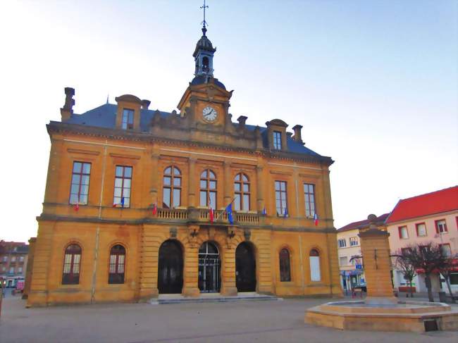 Hôtel de ville - Longuyon (54260) - Meurthe-et-Moselle