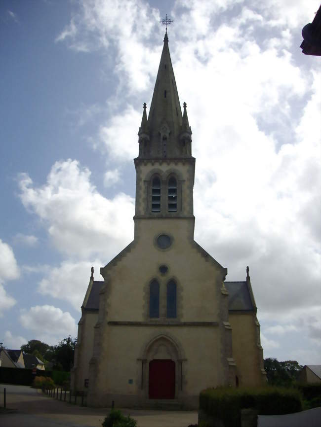 L'église Saint-Gildas - Locqueltas (56390) - Morbihan