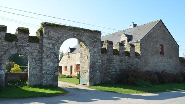 Entrée du doyenné - Péaule (56130) - Morbihan