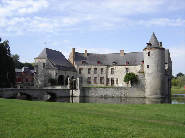 Château de Potelle vu de l'est - Potelle (59530) - Nord