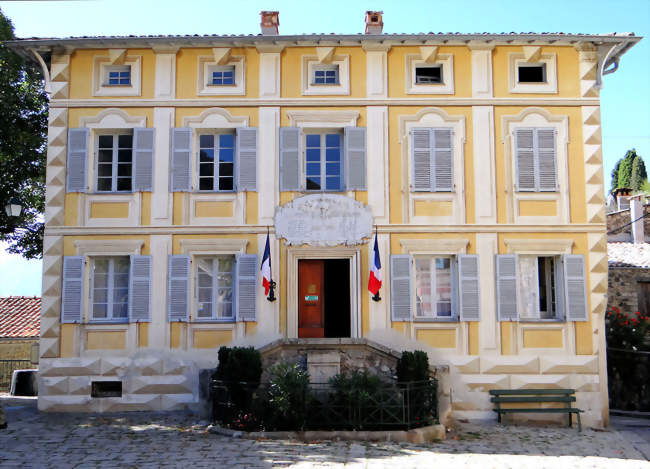 La mairie - La Tour (06420) - Alpes-Maritimes