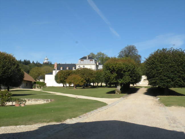 Le Château de Serans