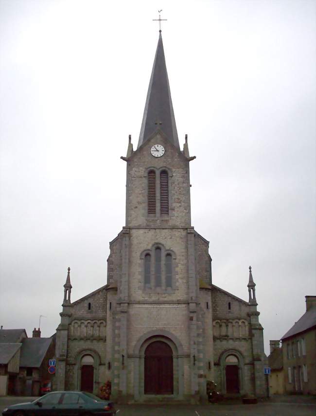 L'église Sainte-Marie-Madeleine - La Chapelle-d'Andaine (61140) - Orne