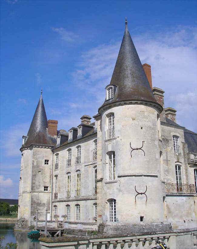 Le château d'Ô (façade ouest) - Mortrée (61570) - Orne