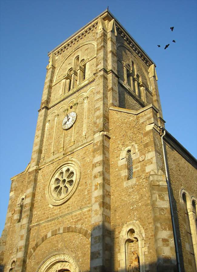 Le clocher de l'église - Saint-Cornier-des-Landes (61800) - Orne
