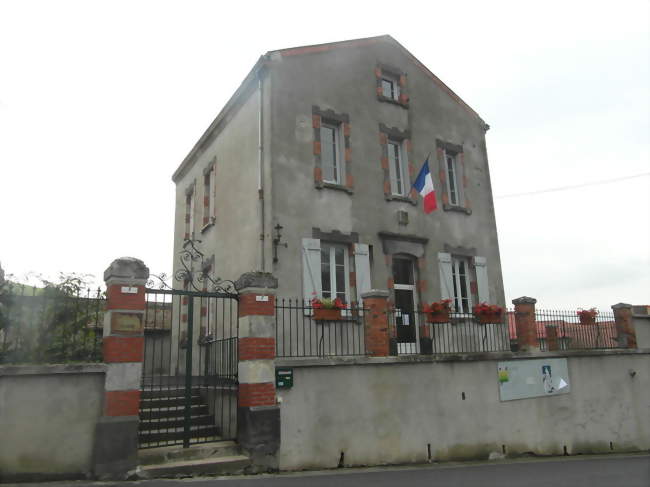 Mairie de Saint-Yvoine - Saint-Yvoine (63500) - Puy-de-Dôme
