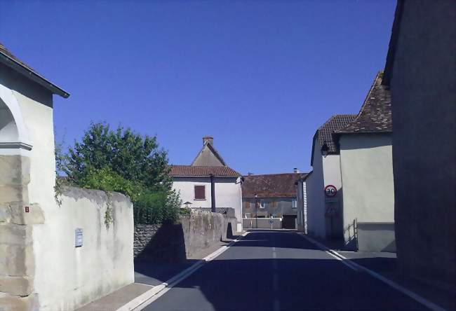 Le village de Bastanès - Bastanès (64190) - Pyrénées-Atlantiques