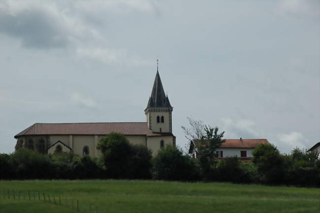 Léglise Saint-Félix - Garris (64120) - Pyrénées-Atlantiques