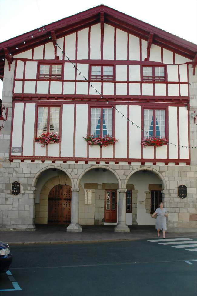 La mairie dUrrugne - Urrugne (64122, 64700) - Pyrénées-Atlantiques