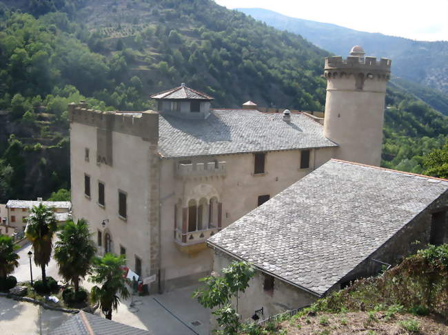 Château de Nyer - Nyer (66360) - Pyrénées-Orientales
