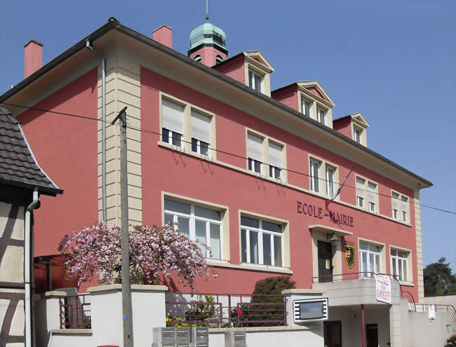La mairie-école - Wolfersdorf (68210) - Haut-Rhin