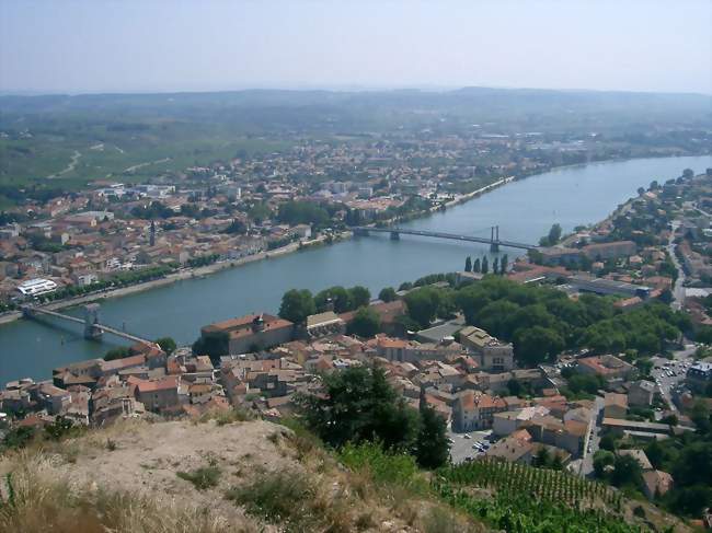 La ville de Tournon-sur-Rhône - Tournon-sur-Rhône (07300) - Ardèche
